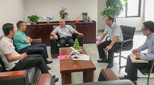 1560756913102691.png 龔勇副總經(jīng)理.png