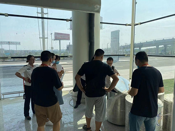 1660181874189899.jpeg 安檢站開展T2航站樓安檢設(shè)施設(shè)備使用操作培訓(xùn).jpeg